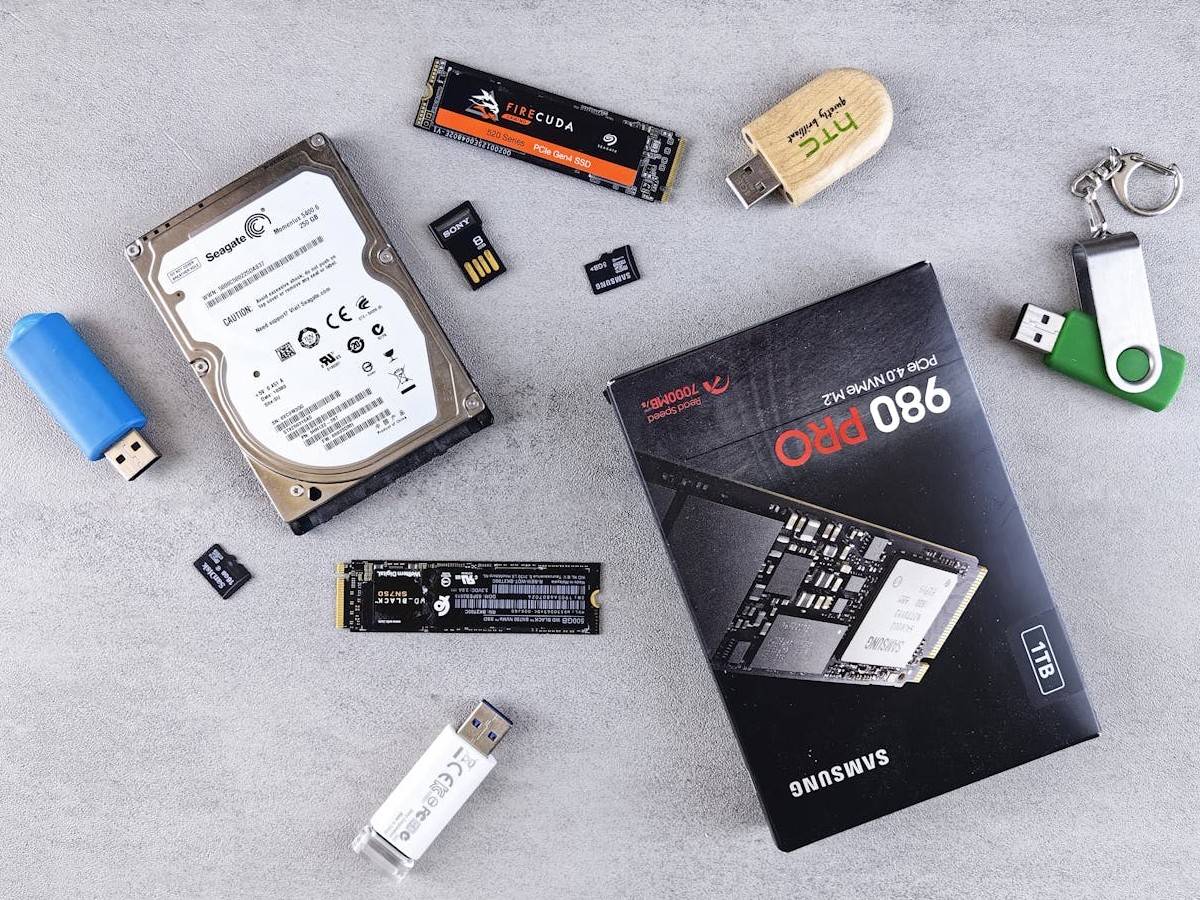 Накопичувачі HDD і SSD: відмінності та вибір