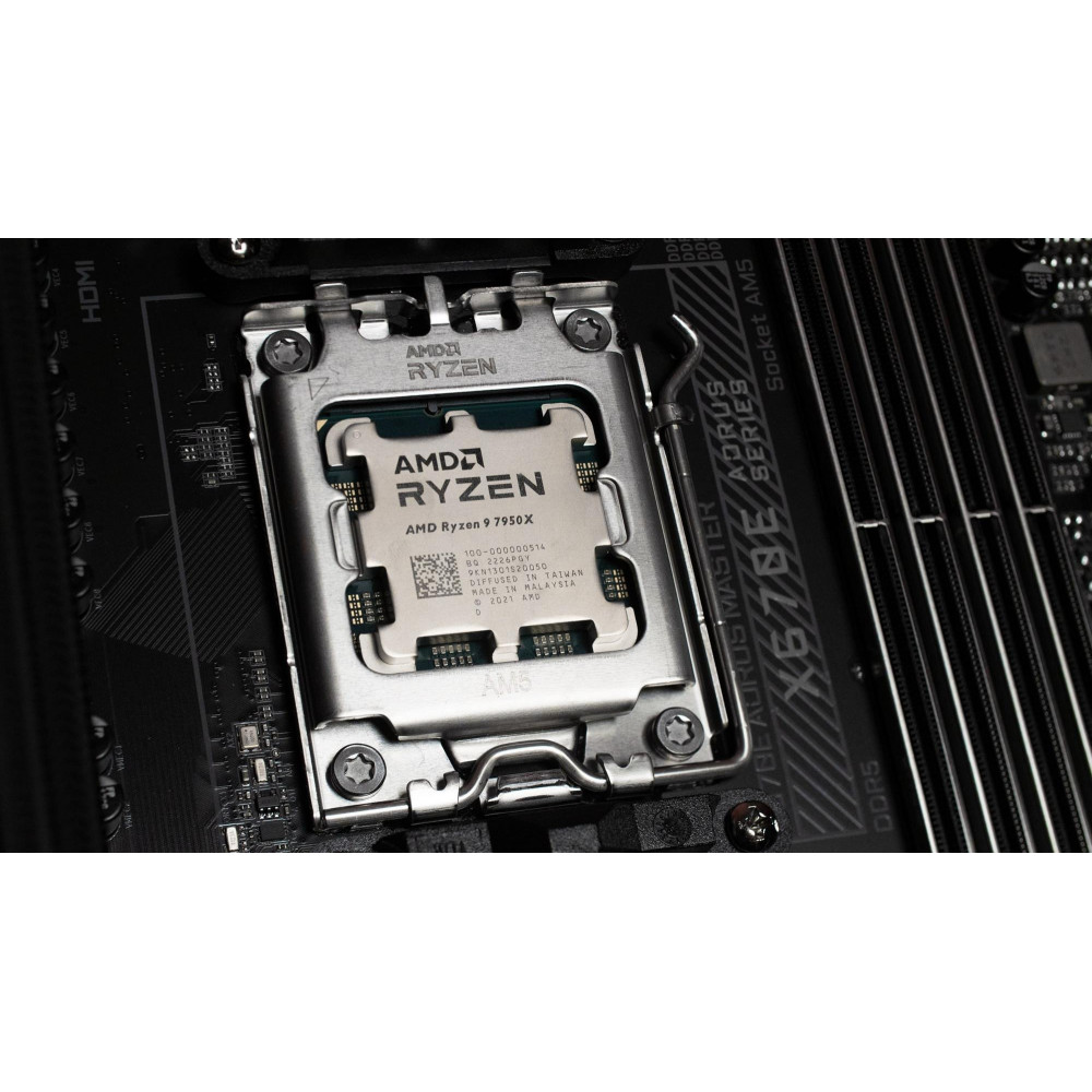 Процесор AMD Ryzen 9 7950X (4.5GHz 64MB 170W AM5) Box (100-100000514WOF)