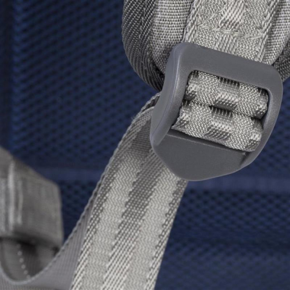 Рюкзак Rivacase 7760 15.6