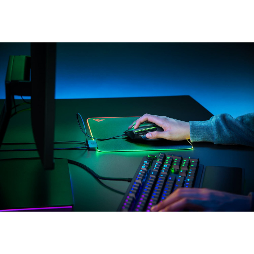 Ігрова поверхня Razer Firefly V2 (RZ02-03020100-R3M1)