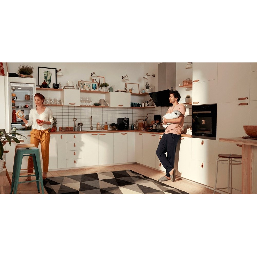 Холодильник Beko RCNA420SX