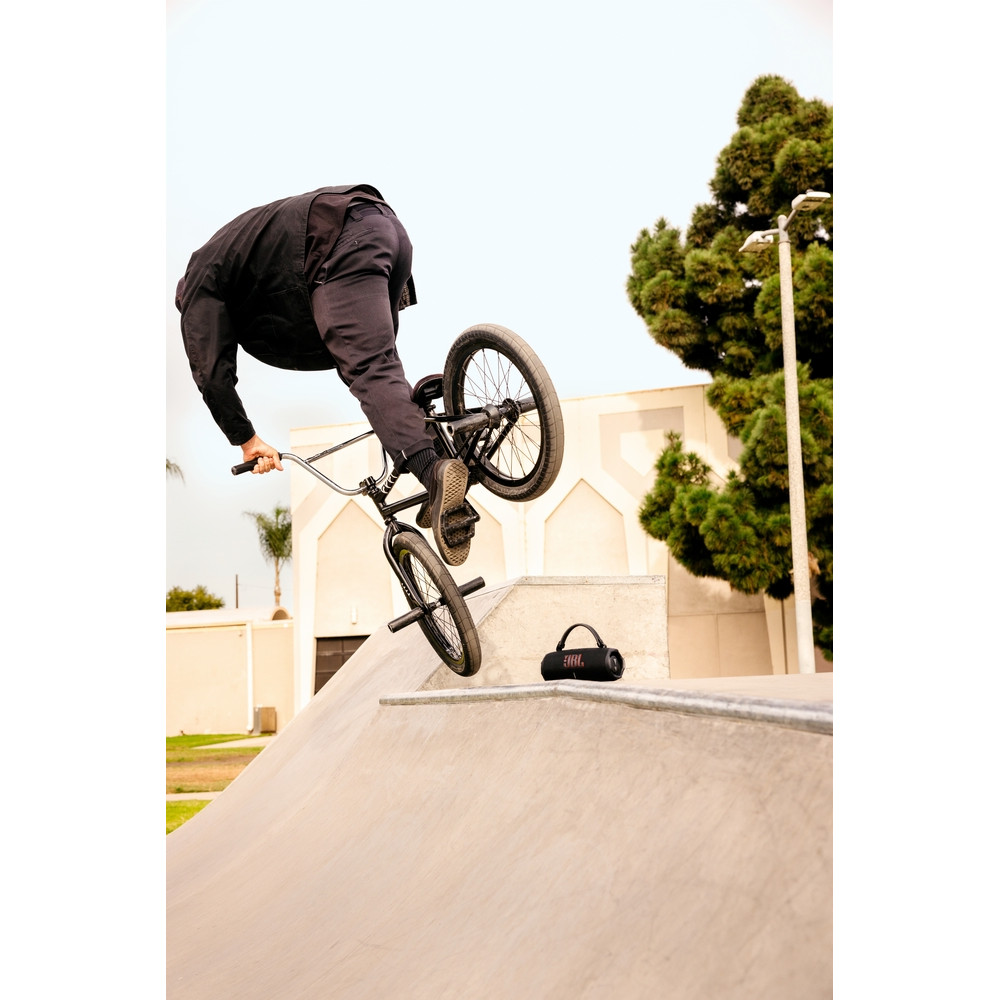 Акустична система JBL Charge 6 Black (JBLCHARGE6BLK)