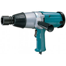 Гайковерт ударний Makita 6906 620Вт 1700об/хв 588Нм 5.6кг Гайковерт ударний Makita 6906 620Вт 1700об/хв 588Нм 5.6кг